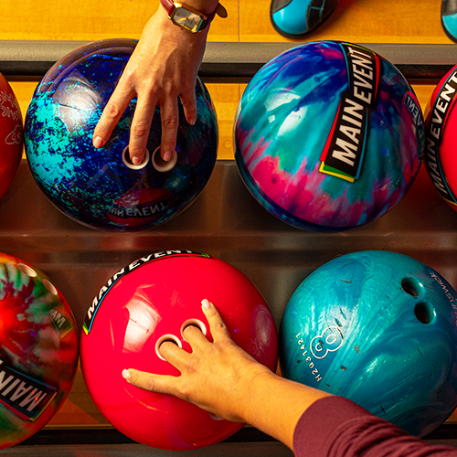 Best bowling alleys in Dallas for a fun day out